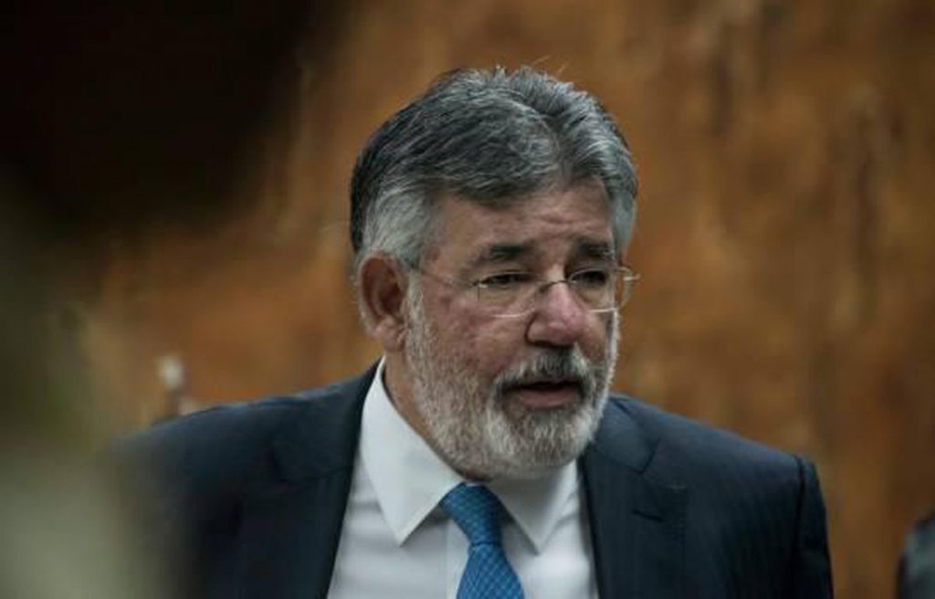 035D420F-2363-4999-B69C-D5ADE8B74F1B